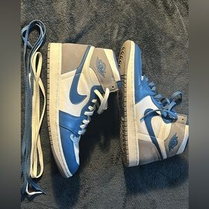 AIR JORDAN 1 RETRO HIGH OG ‘True Blue’ 
Men’s 11.5